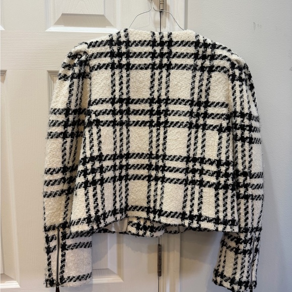 Ted Baker Black and White Plaid Cropped Jacket - Picture 10 of 11